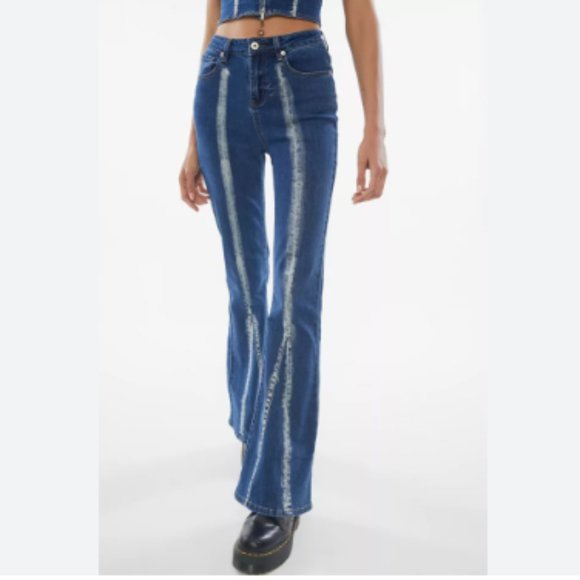 I.AM.GIA | Savannah mid rise flare jean with white design size small, fits 25 - Picture 2 of 11